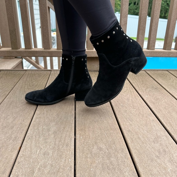 Black Styling Boots - Picture 1 of 11